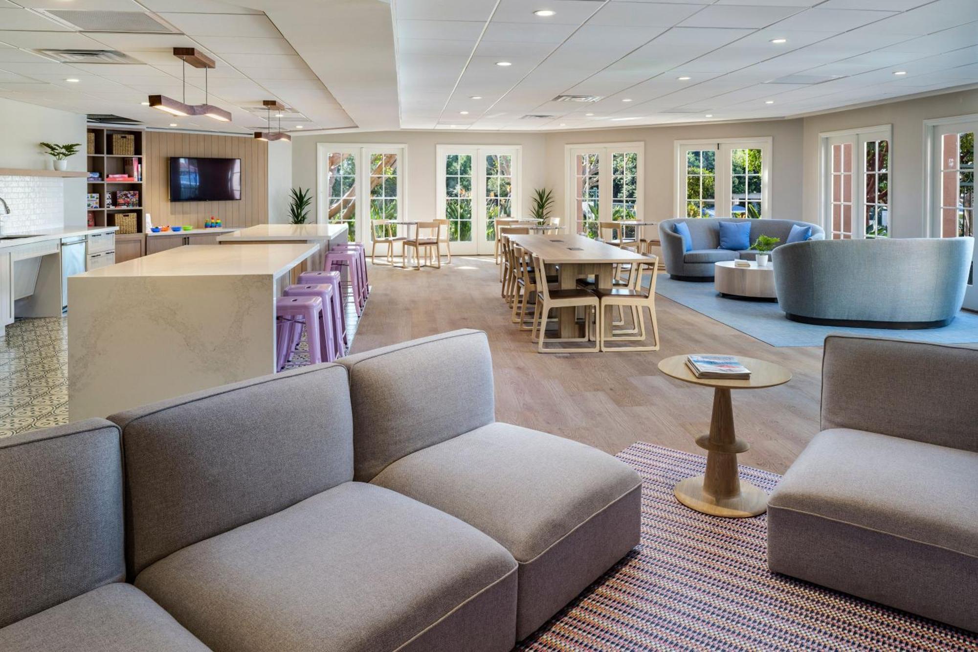 Marriott's Newport Coast Hotel 4*
